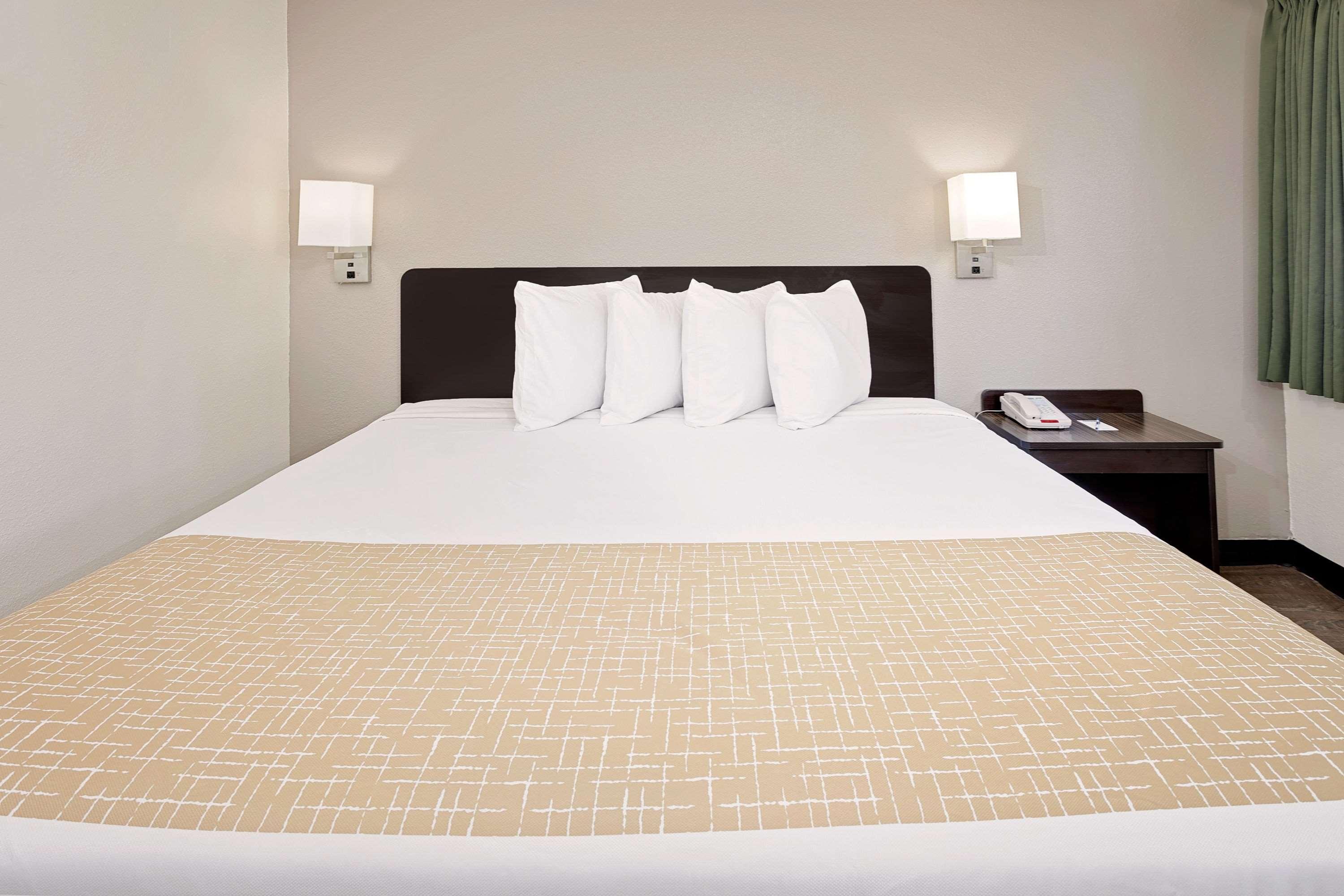 Travelodge by Wyndham College Park Eksteriør bilde